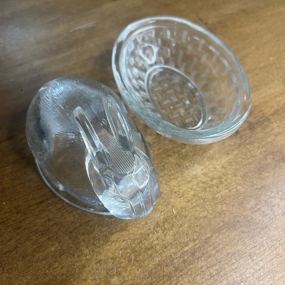 Glass Bunny Dish - Picture 6 of 6